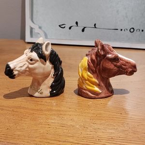 SOLD!Horse salt and pepper shakers